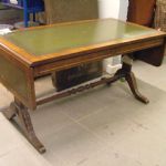 396 7334 COFFEE TABLE